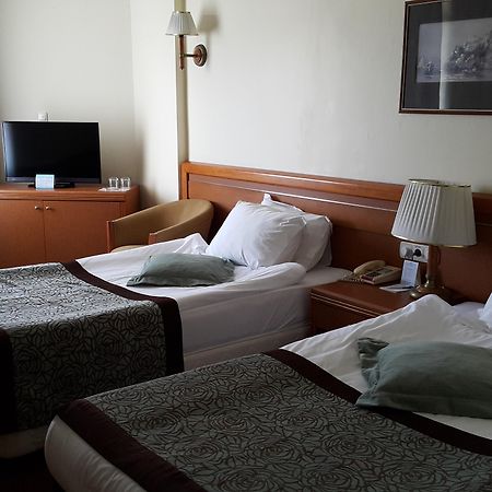 Oezkaymak Marina Hotel - Ultra All Inklusive Kemer Eksteriør bilde